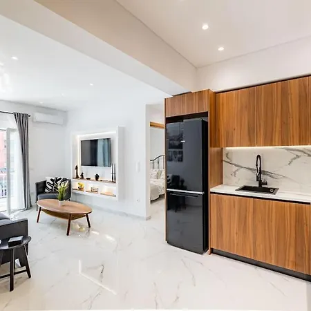 Spacious And Modern Flat At Koukaki, Near Acropolis Apartment *